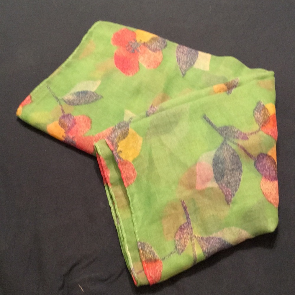 Scarf NWOT